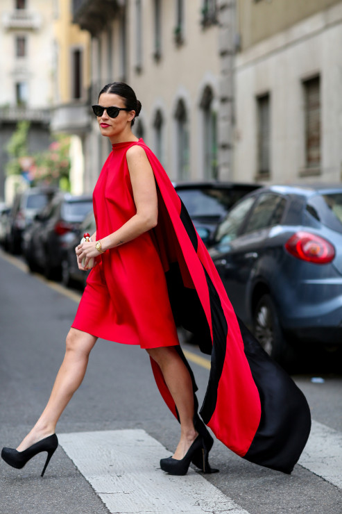 Peleryna na street fashion Milano str S15 210