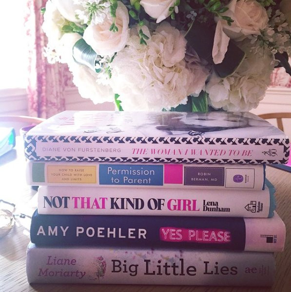 #MondayMuse #RWBookClub Instagam / Reese Witherspoon założyła klub książki na Instagramie