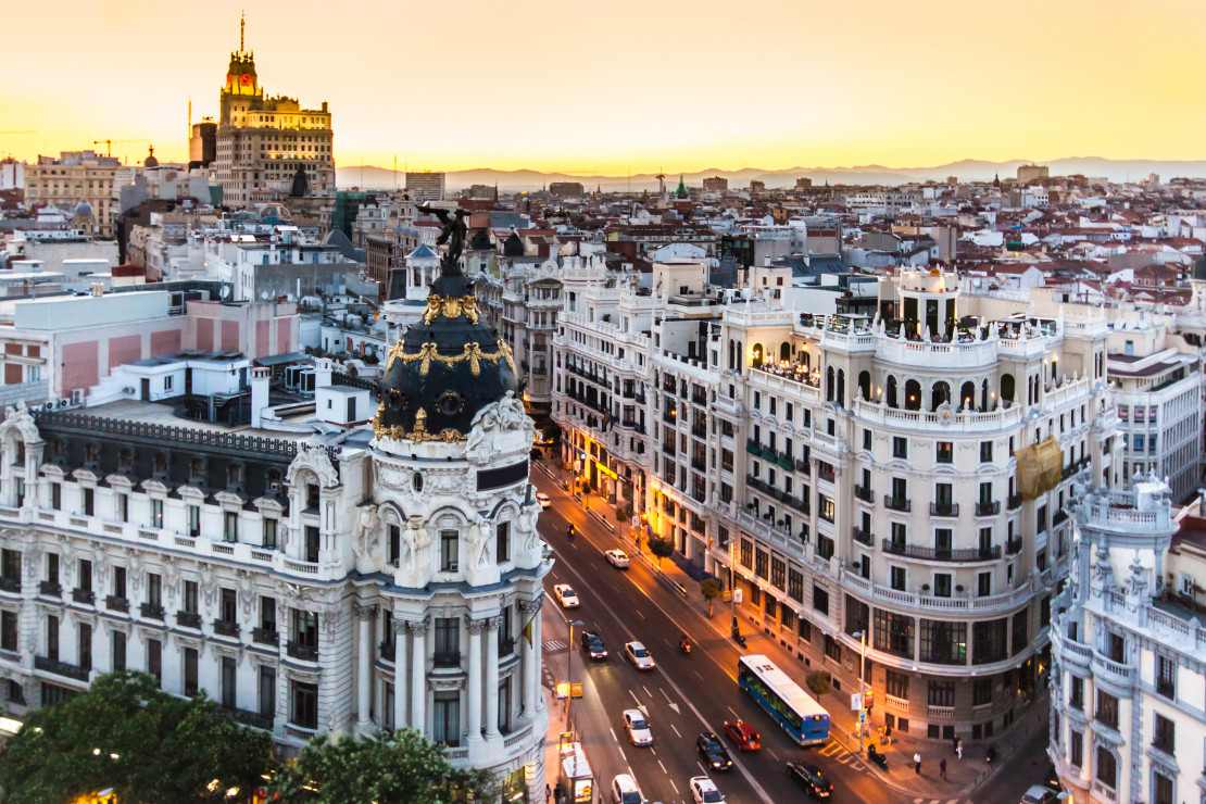 9 europejskich miast, w których w grudniu poczujesz wiosnę, Madryt