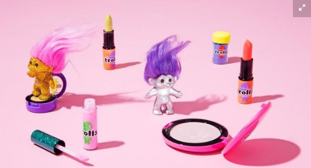 MAC Cosmetics i lalka Troll