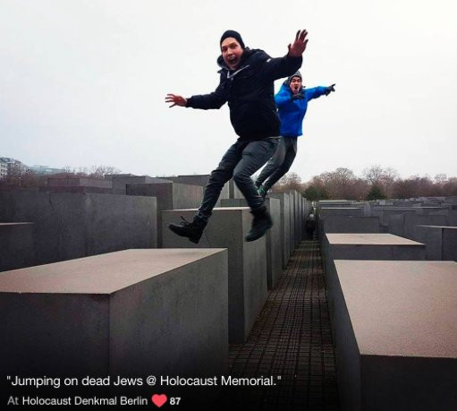 Projekt "Yolocaust" dosadnie pokazuje niewiedzę na temat tego pomnika w Berlinie