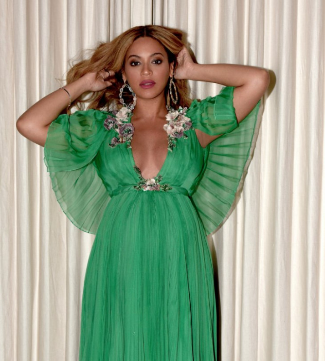 Beyonce w sukni Gucci