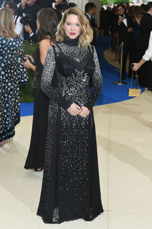 Lea Seydoux w kreacji Lousi Vuitton na Met Gala 2017
