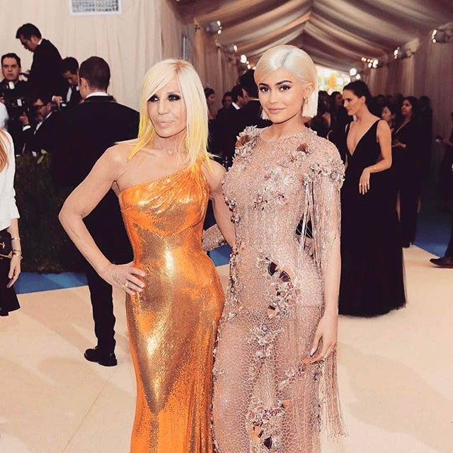 Kylie Jenner i Donatella Versace na Met Gala 2017