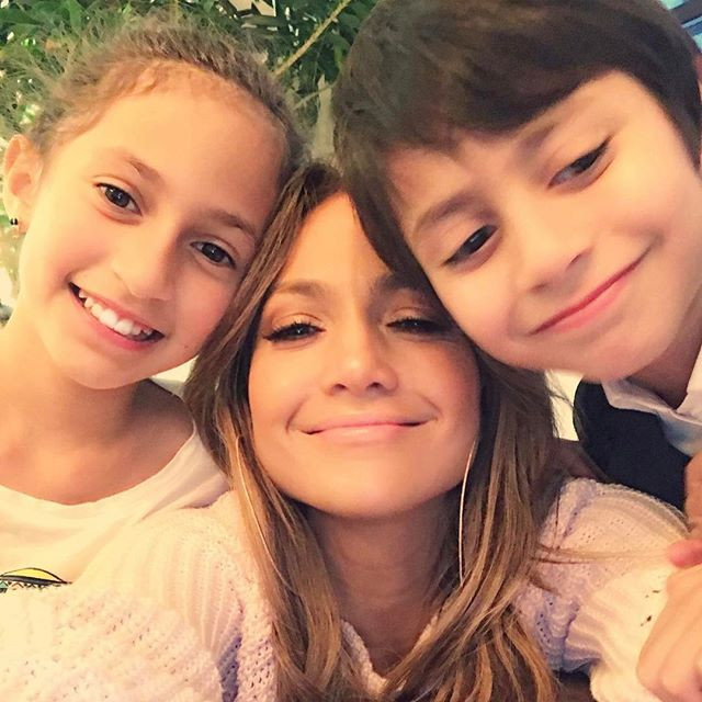 Dzień Matki w USA na Instagramach gwiazd - Jennifer Lopez