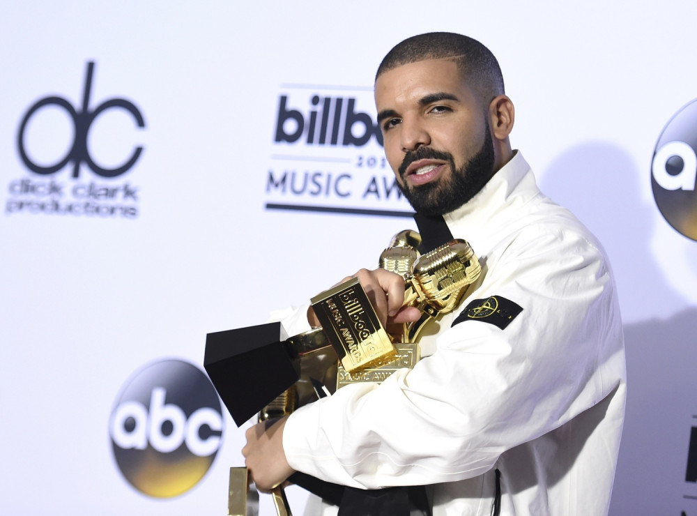 Billboard Music Awards 2017: Drake na czerwonym dywanie