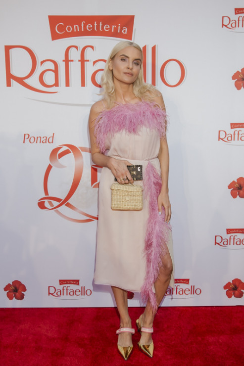 Joanna Horodyńska na na Inauguracji Sezonu Letniego 2017 z Raffaello