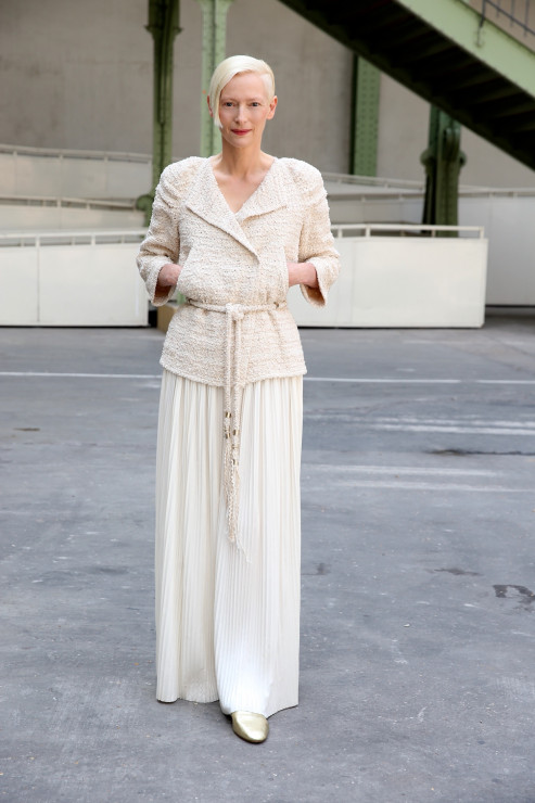Tilda Swinton na pokazie Chanel haute couture jesień-zima 2017/2018