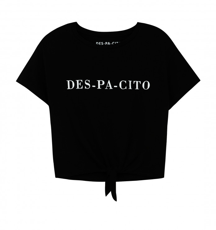 Koszulki i body inspirowane hitem „Despacito" w Bershka