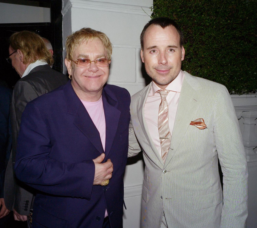 Elton John i jego partner David Furnish doczekali się  dwóch synów. Młodszy urodził się w 2010, starszy trzy lata później.