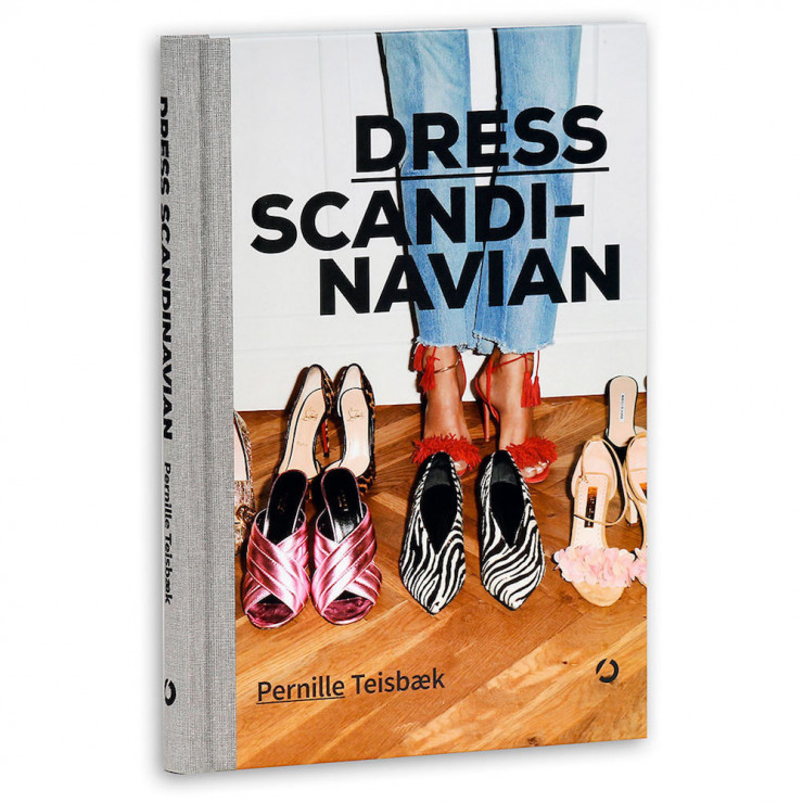 Książka „Dress Scandinavian” autorstwa Pernille Teisbaek, 49,90 zł