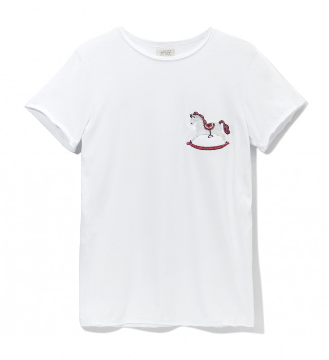T-shirt z konikiem na biegunach z limitowanej świątecznej kolekcji Łukasza Jemioła, 249 zł