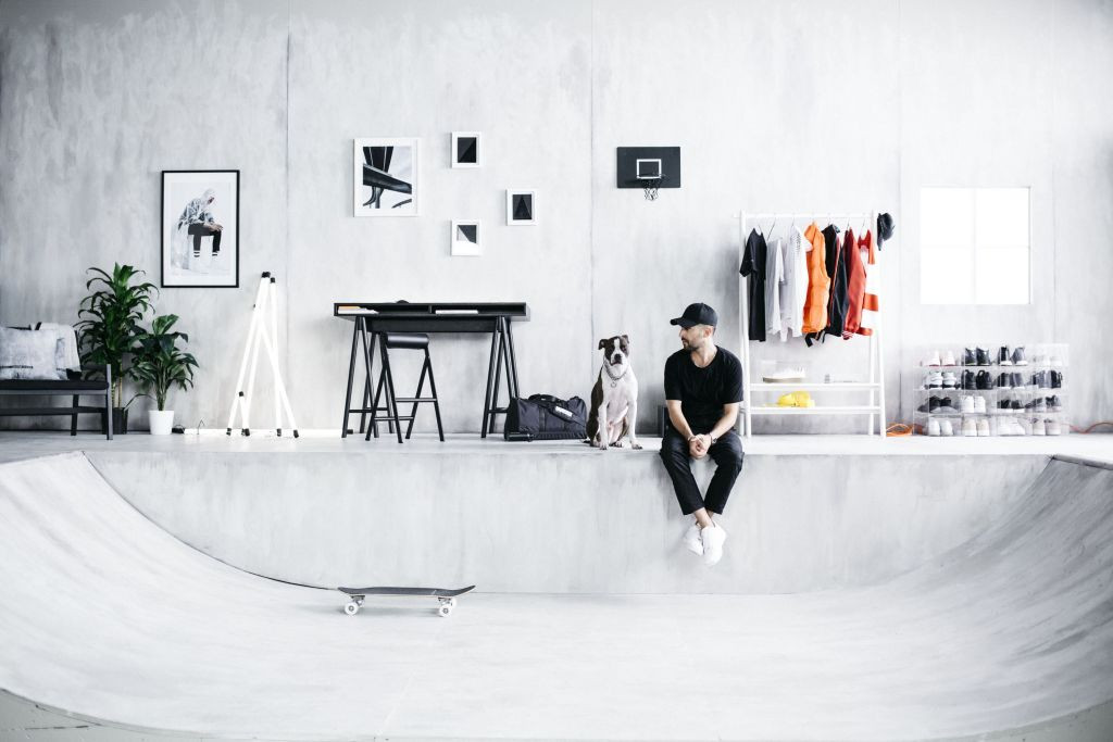 Kolekcja Ikei Spänst powstała przy współudziale artystów Maji Ganszyniec i Chrisa Stampa.