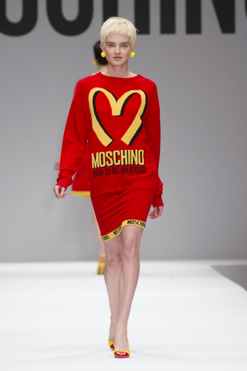 Pokaz kolekcji Moschino jesień-zima 2014