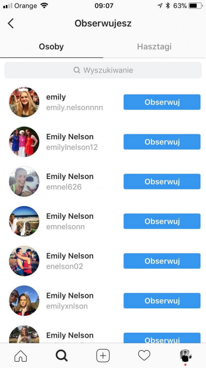 Wśród obserwowanych przez nią profili wszystkie zawierają w nazwie albo opisie imię i nazwisko Emily Nelson - ma to związek w nowa produkcją, w której zobaczymy aktorkę.