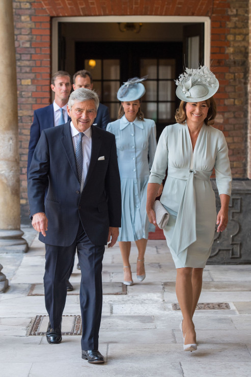 Dziadkowie księcia Louisa, czyli rodzice Kate Middleton: Carole Elizabeth Middleton i Michael Middleton