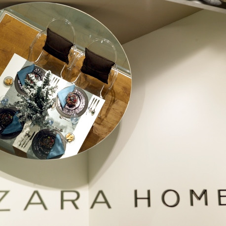2003 r. - powstaje dział Zara Home z dodatkami do wyposazenia wnętrz.