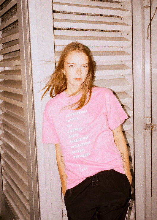 Różowy t-shirt ekskluzywnie możecie kupić wyłącznie na showroom