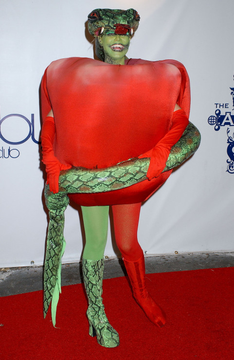 W 2005 roku Heidi Klum podczas swojej imprezy w Halloween wystąpiła jako... zakazany owoc.