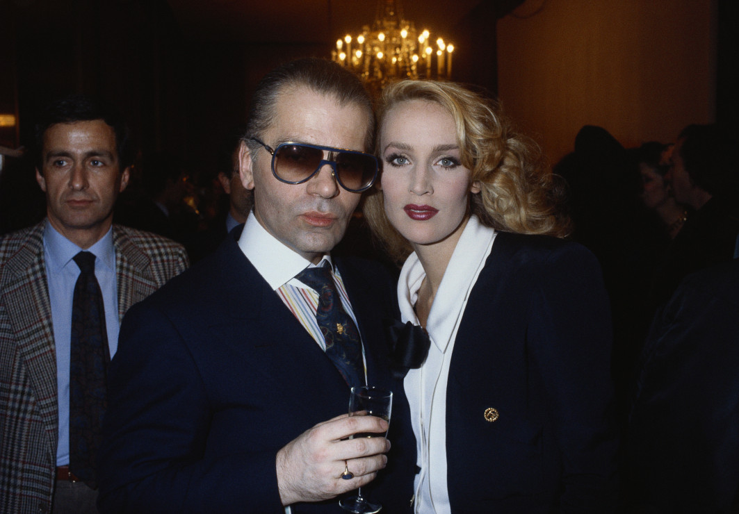 Karl Lagerfeld z Jerry Hall, 1985