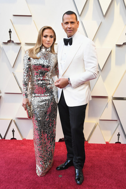 Oscary 2019: Jennifer Lopez  w sukni Toma Forda i Alex Rodriguez