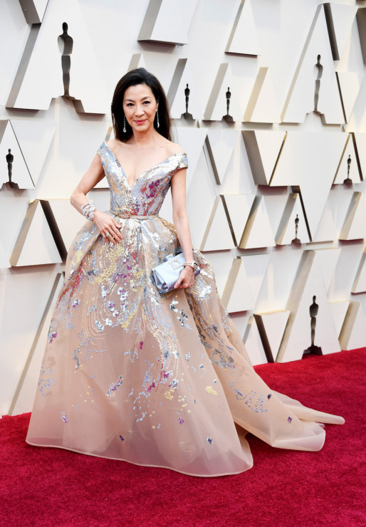 Oscary 2019: Michelle Yeoh w kreacji Elie Saab