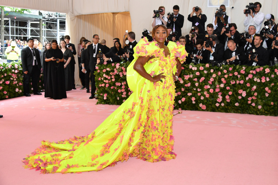 Met Gala 2019: Serena Williams w żółtej, bogato zdobionej sukni Atelier Versace.