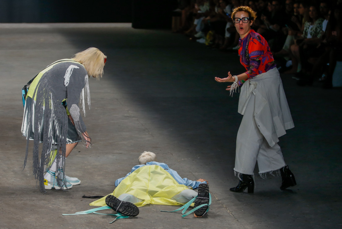 Model zmarł na wybiegu podczas Sao Paulo Fashion Week!