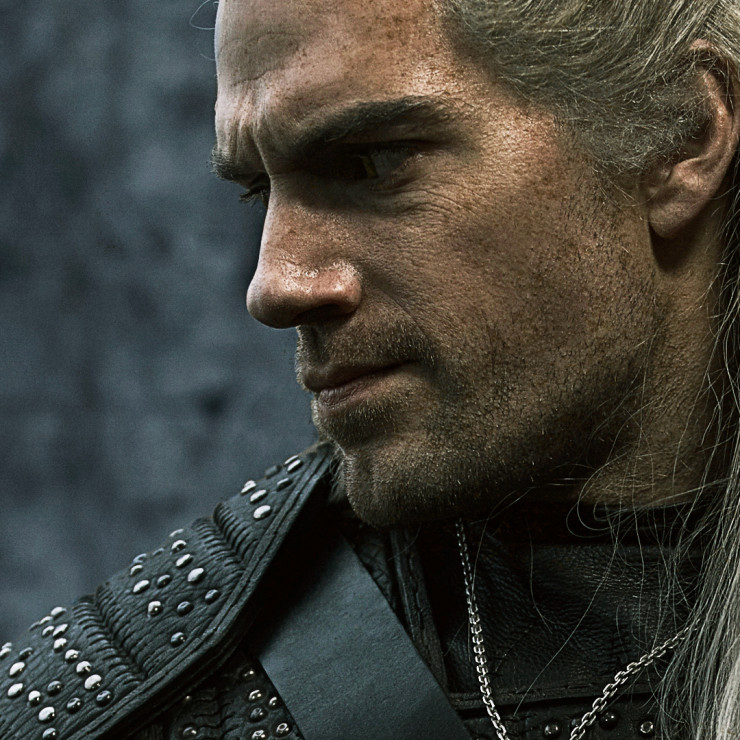 Henry Cavill jako Geralt z Rivii.