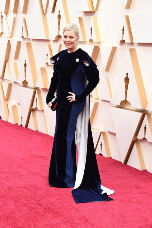 Oscary 2020: Kreacje gwiazd / Olivia Coleman w sukience Stelli McCartney i butach Jimmy'ego Choo