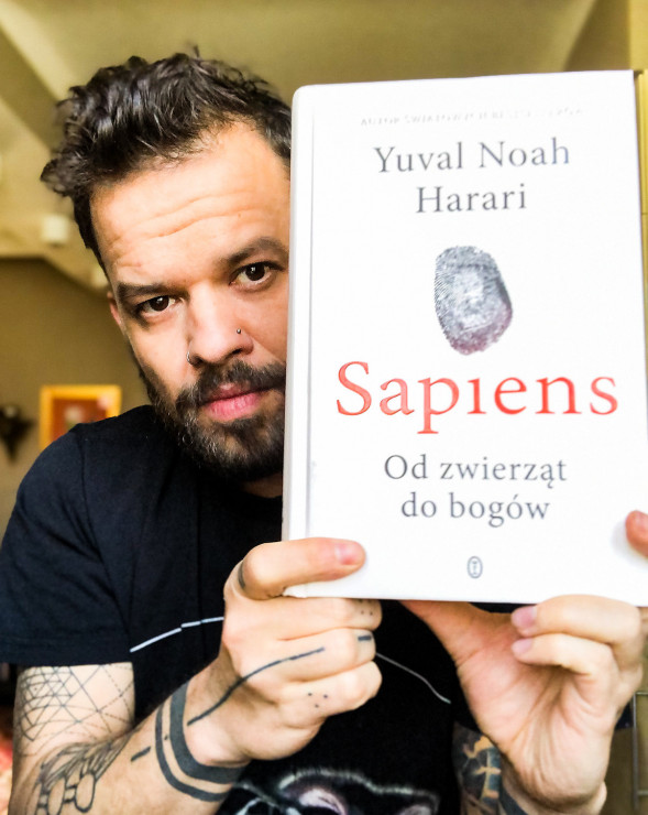 Michał Piróg: „Sapiens. Od zwierząt do bogów” Harari Yuval Noah