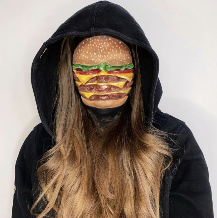 Najbardziej spektakularne makijaże Deynn – hamburger