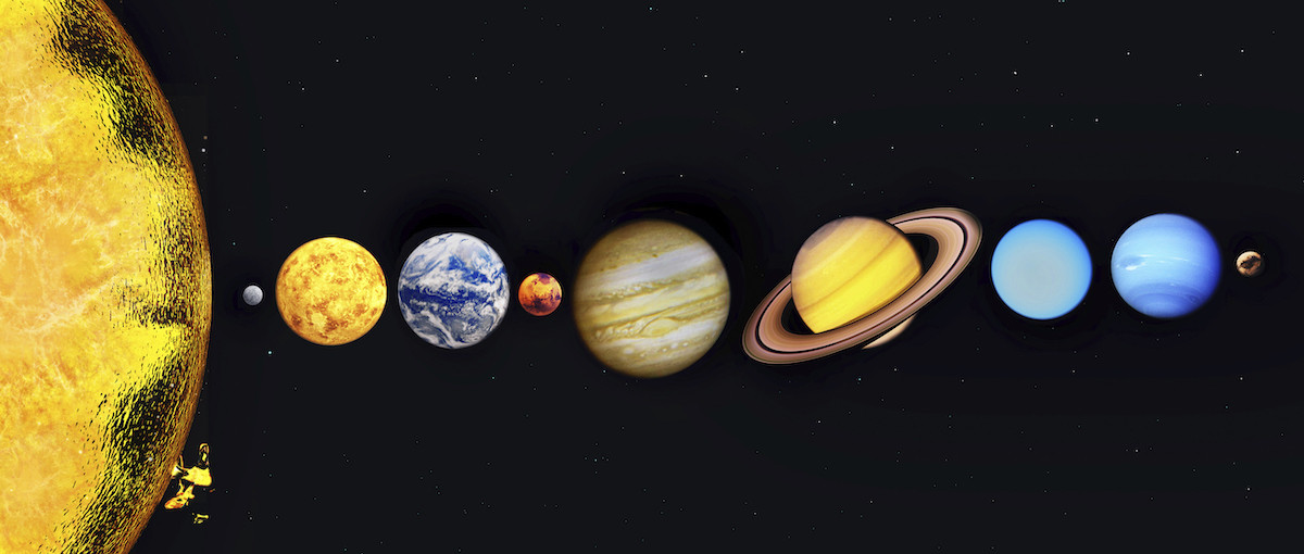 Pełna parada planet zachodzi, gdy wszystkie planety Układu Słonecznego ustawią się w jednej linii do Słońca.