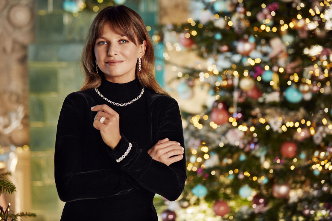 Anna Lewandowska w świątecznej kampanii Apart