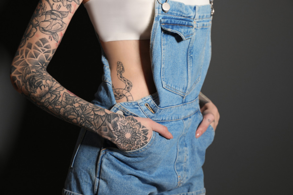 Najpopularniejsze tatuaże damskie. Jakie wzory tatuaży wybierają Polki?
