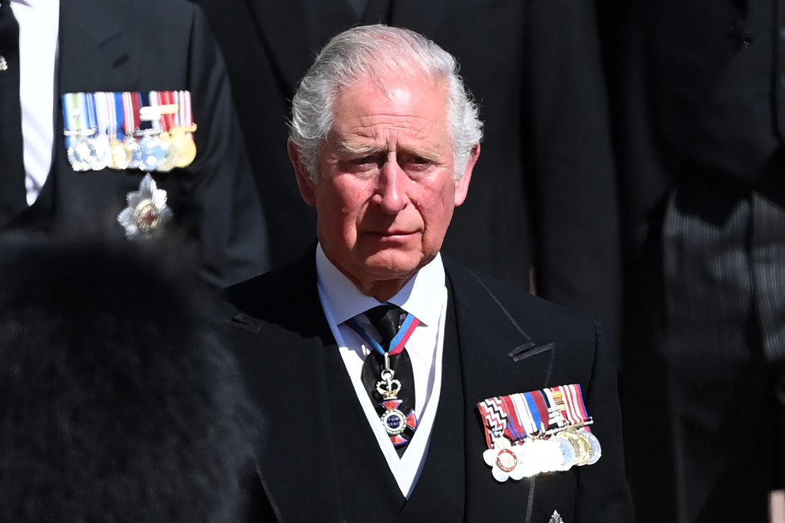Książę Karol na pogrzebie księcia Filipa