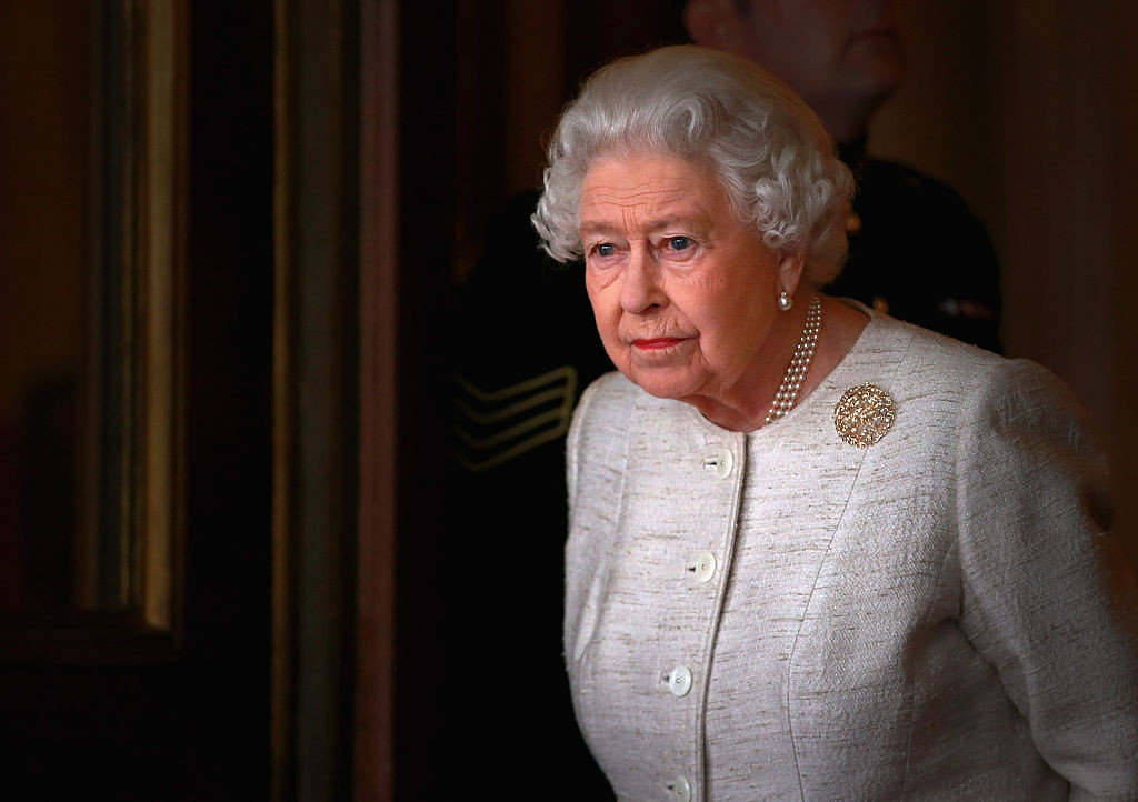 Odpowiedź królowej Elżbiety II na zarzuty Harry'ego i Meghan wobec Pałacu