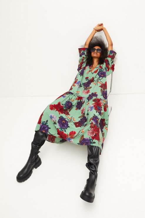 Sukienka na jesień 2021, H&M, 129,99 zł (cena przed rabatem)