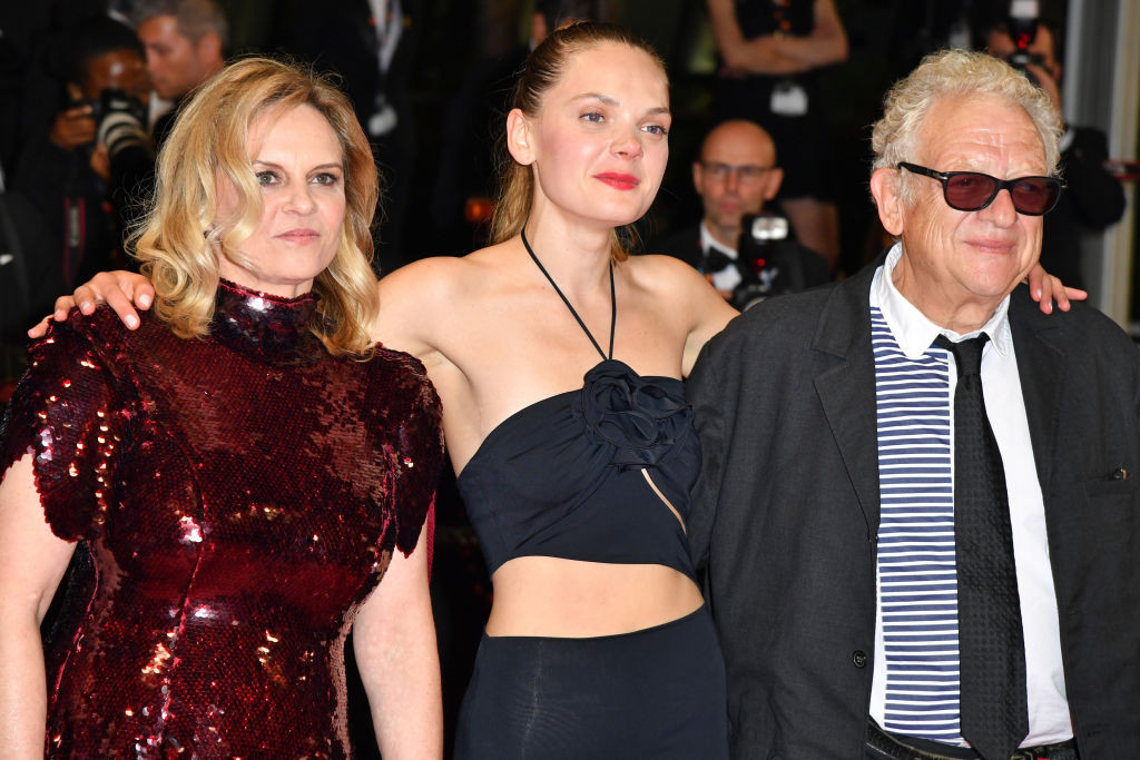 Ewa Piaskowska, Sandra Drzymalska i Jeremy Thomas w Cannes