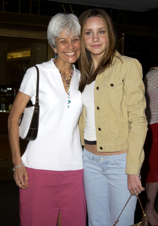 Amanda Bynes z mamą