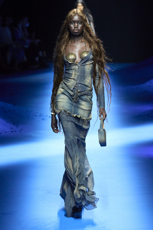 Mermaidcore - moda inspirowana syrenami
