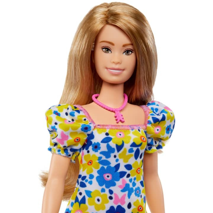 Nowa Barbie Fashionistas Doll o wyglądzie kobiety z zespołem Downa