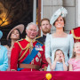 Król Karol wygłosił poruszające orędzie do narodu. Księżna Kate pierwszą po Lady Di księżną Walii, a co powiedział o Meghan i Harrym?